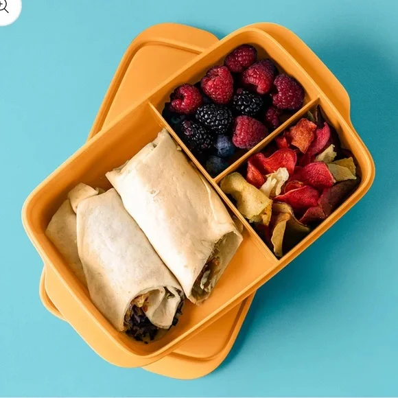 Tupperware Orange Lunch Box - Picture 3 of 3